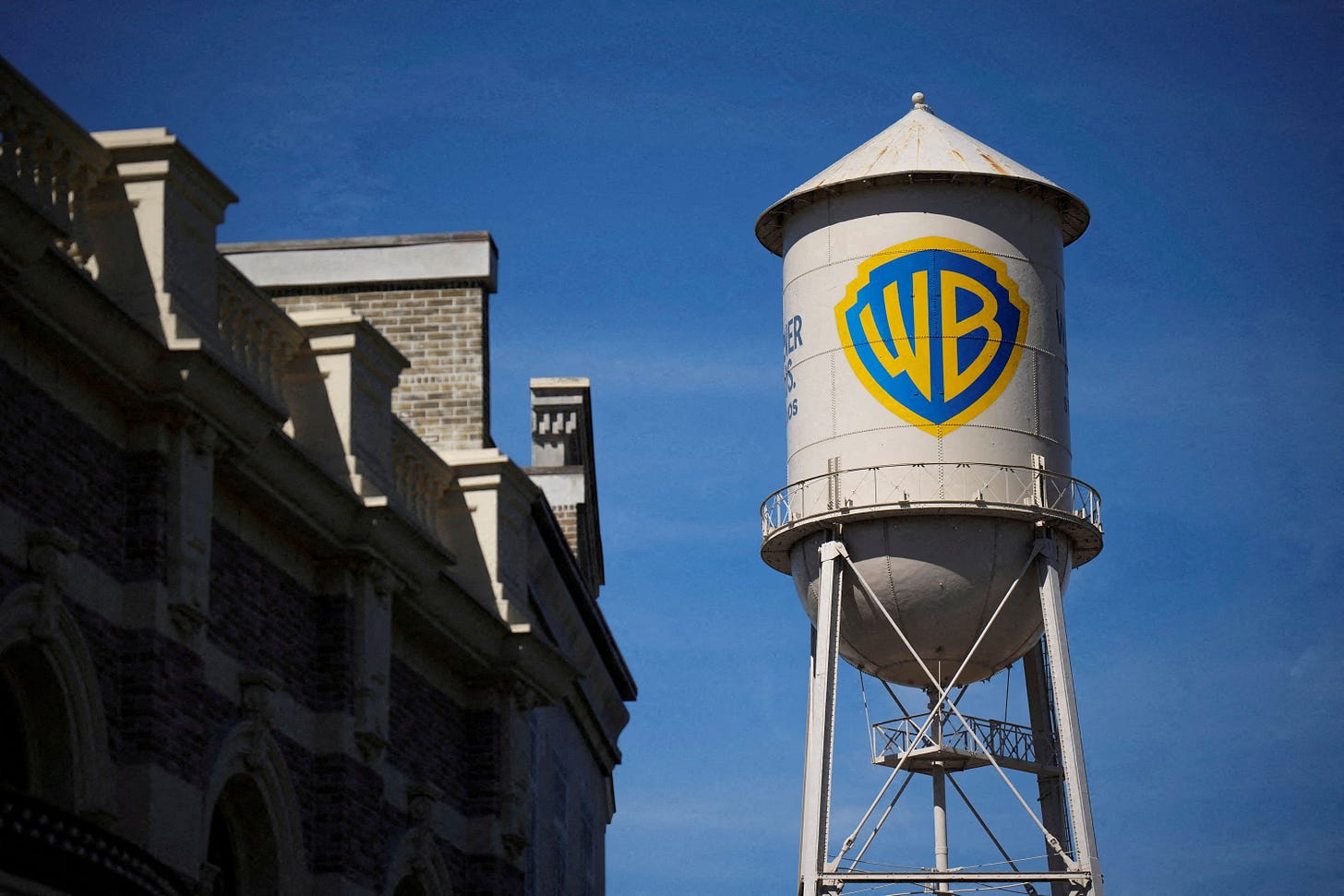 Britain clears $110 billion Paramount-Warner Bros. merger | CNN Business Britain clears $110 billion Paramount-Warner Bros. merger | CNN Business