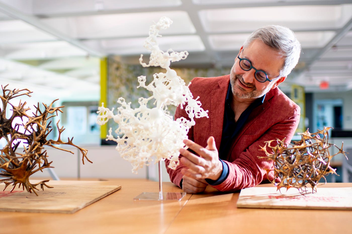 Sculpture Meets Science in Albert-László Barabási's Artwork