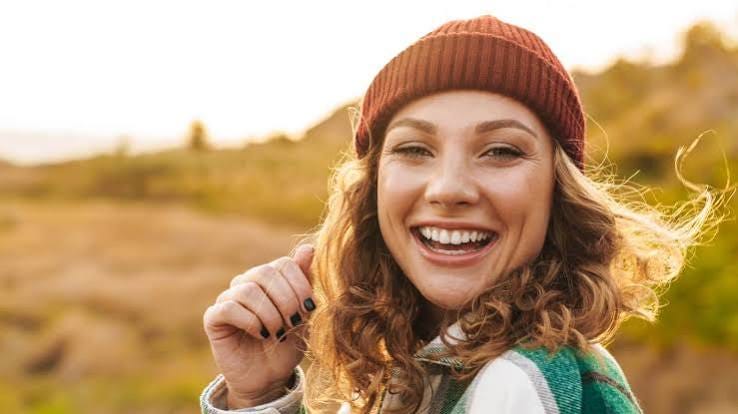 10 Signs Of A Low-Maintenance Woman | YourTango