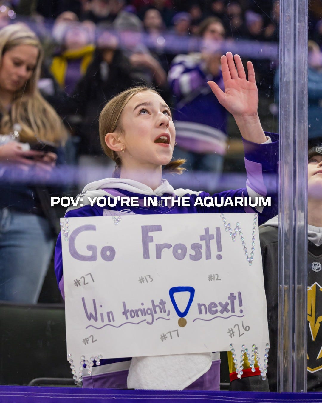 Sign: "Go Frost! Win tonight, [Gold medal] next."