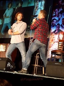 dallas_con_2015_phone_1336_WM