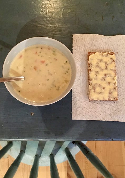 Photos show from left to right: the Franz Kafka book "The Process" in Norwegian, a bowl of soup and a piece of knekkebrød, and knotted tree trunks on a dark, wet street.