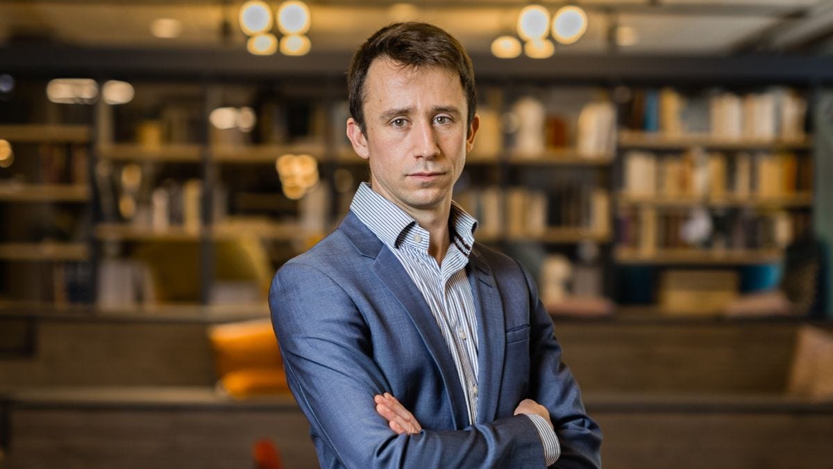 A Nyugat érdeke egy gyenge, tőle függő Ukrajna – Thibaud Gibelin a  Mandinernek - Mandiner