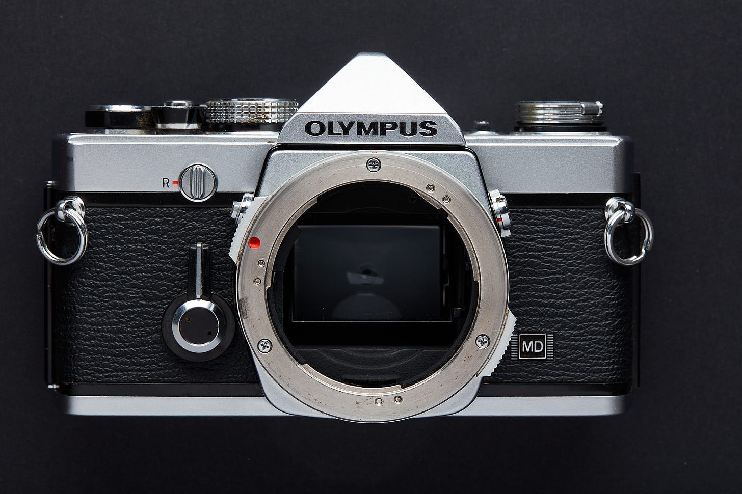 Olymus OM-1 classic film camera Olymus OM-1 classic film camera