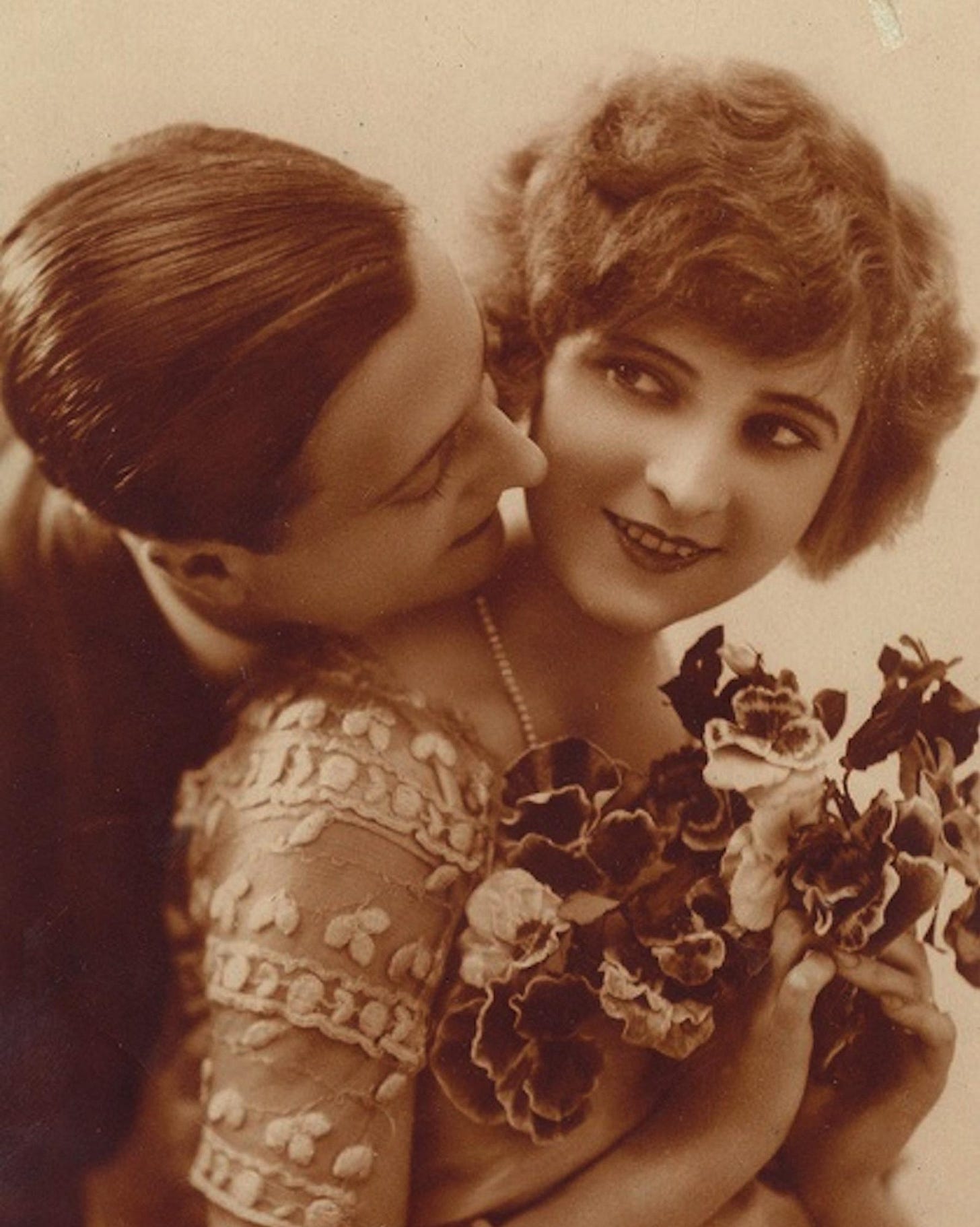 A Look Back at Zelda and F. Scott Fitzgerald's Micro-Wedding and Rowdy  Honeymoon - Over The Moon