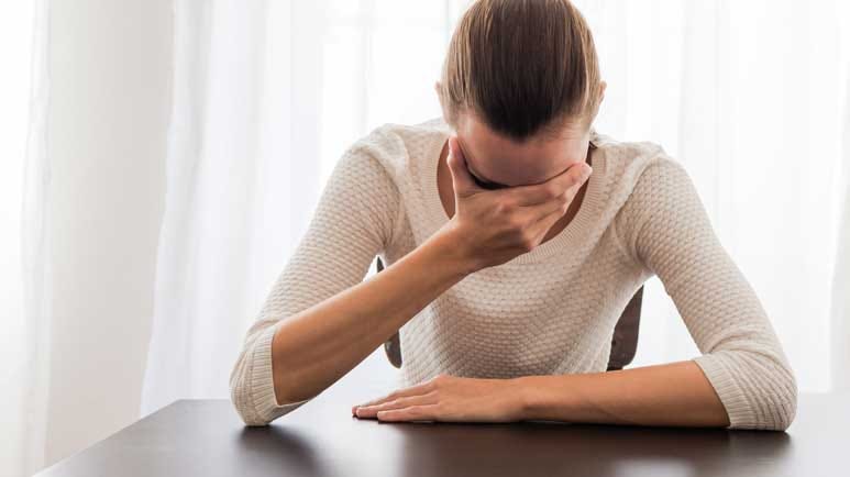 early life stress metabolic disease women