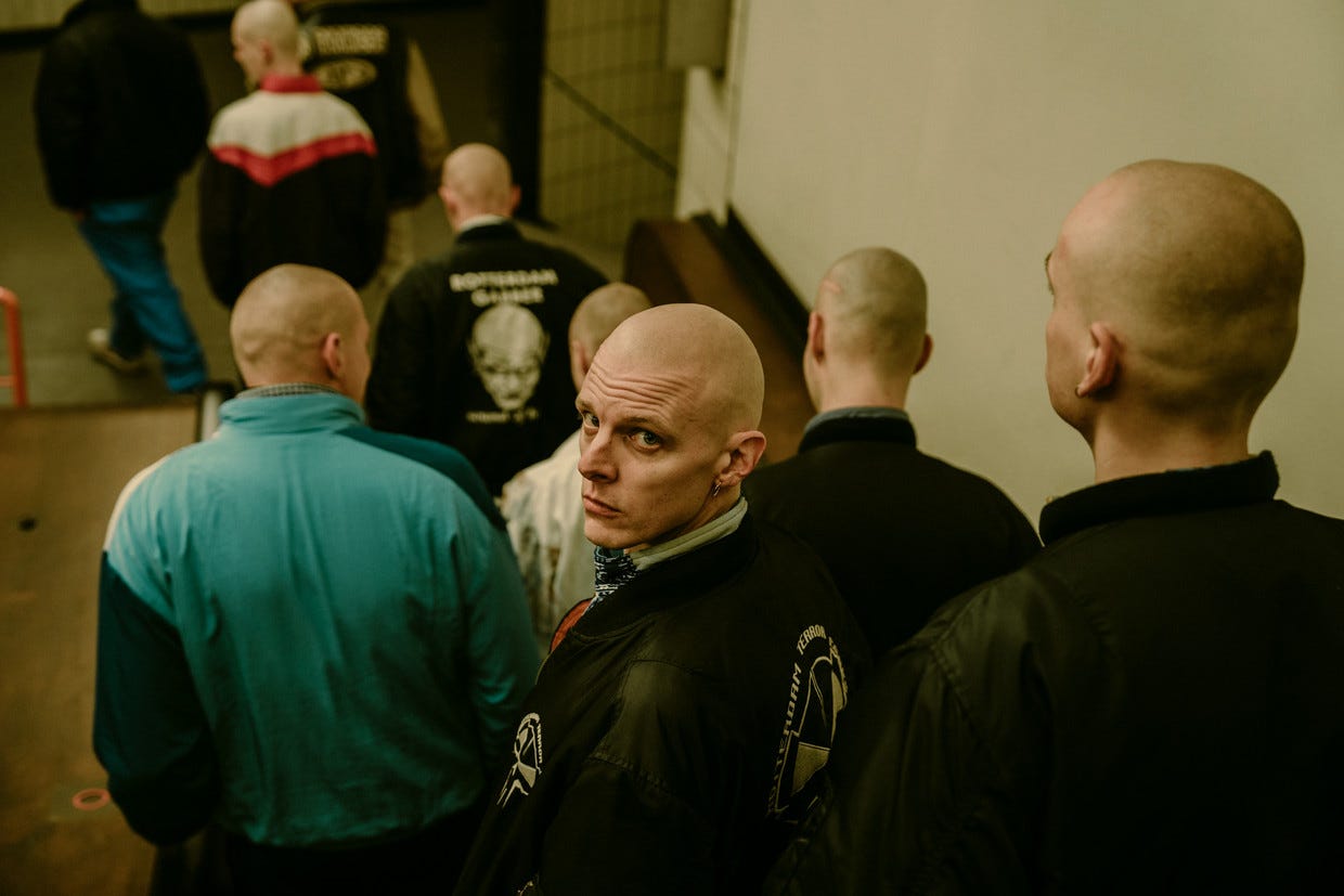 Hardcore Never Dies, over Rotterdamse gabbers in de jaren negentig, is met  veel bravoure én oog voor detail gemaakt