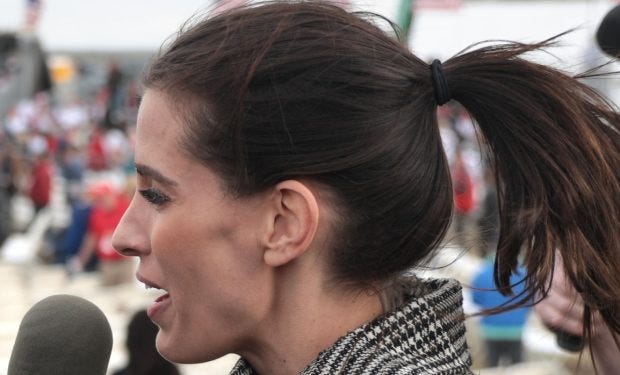 Christina Bobb Christina Bobb