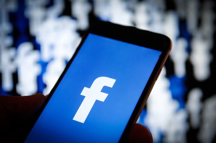Facebook logo phone nov 20 2017 a billboard 1548 Facebook logo phone nov 20 2017 a billboard 1548