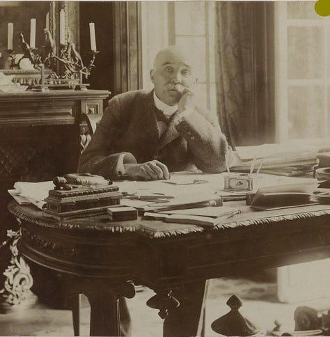 Portraits de figures républicaines de la IIIe République: Adolphe Thiers; Léon Gambetta; Georges Clémenceau; Jules Ferry; Raymond Poincaré; Aristide Briand; René Viviani; Alexandre Millerand; Emile Combes…