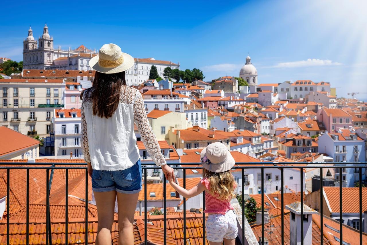 Comment s'installer en famille au Portugal ? - iad Overseas FR