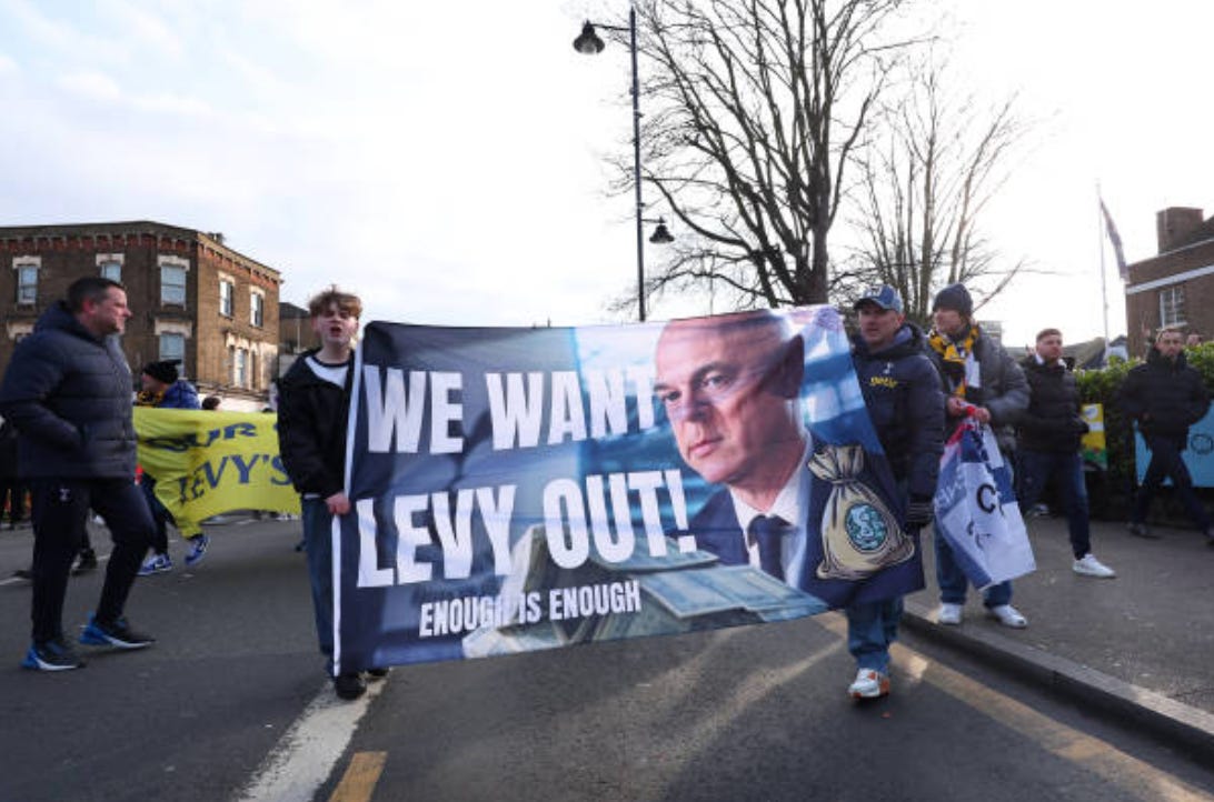 LONDON, ENGLAND - FEBRUARY 16: Tottenham Hotspur supporters protest against the ownership of Daniel Levy and ENIC Group outside the stadium prior to the Premier League match between Tottenham Hotspur FC and Manchester United FC at Tottenham Hotspur Stadium on February 16, 2025 in London, England. (Photo by Marc Atkins/Getty Images)