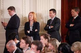 On Obama campaign plane, 'Jen and Jay Show' targets Romney - The Washington  Post