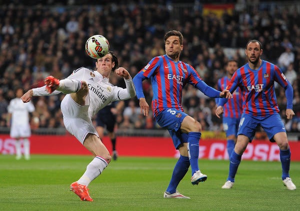 gareth bale bulge makes real madrid beat off levante bare la liga back soccer 2015 gareth bale bulge makes real madrid beat off levante bare la liga back soccer 2015