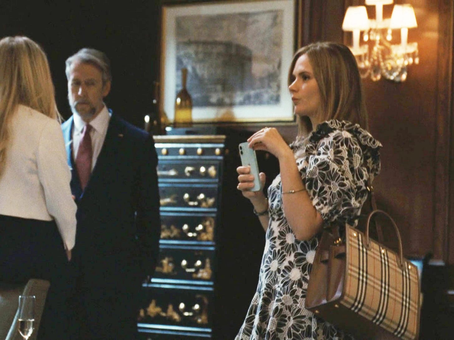 Burberry Tote Bag Succession season 4