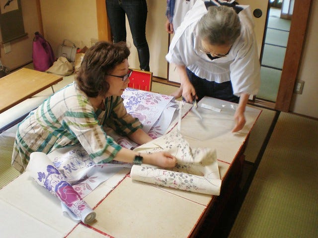 Cutting out the Fabric 2 Cutting out the Fabric 2