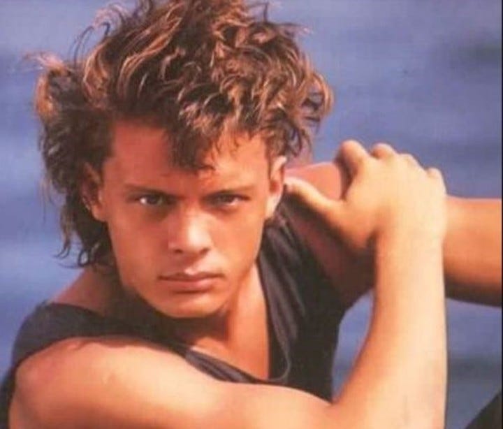 50 años de Luis Miguel: looks y evolución de estilos del "Sol de México" a  través del tiempo