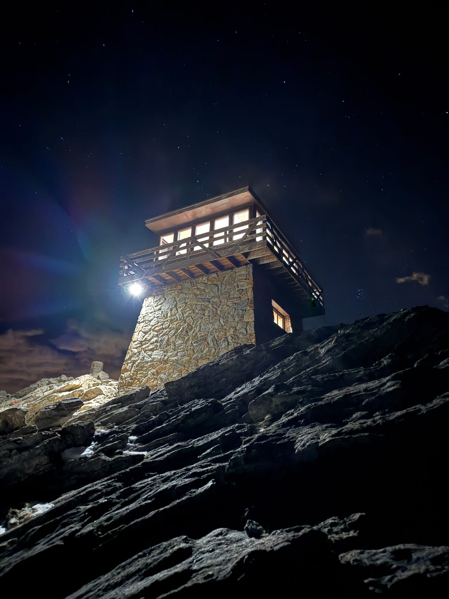 Mestaa’éhehe Mountain Fire Lookout