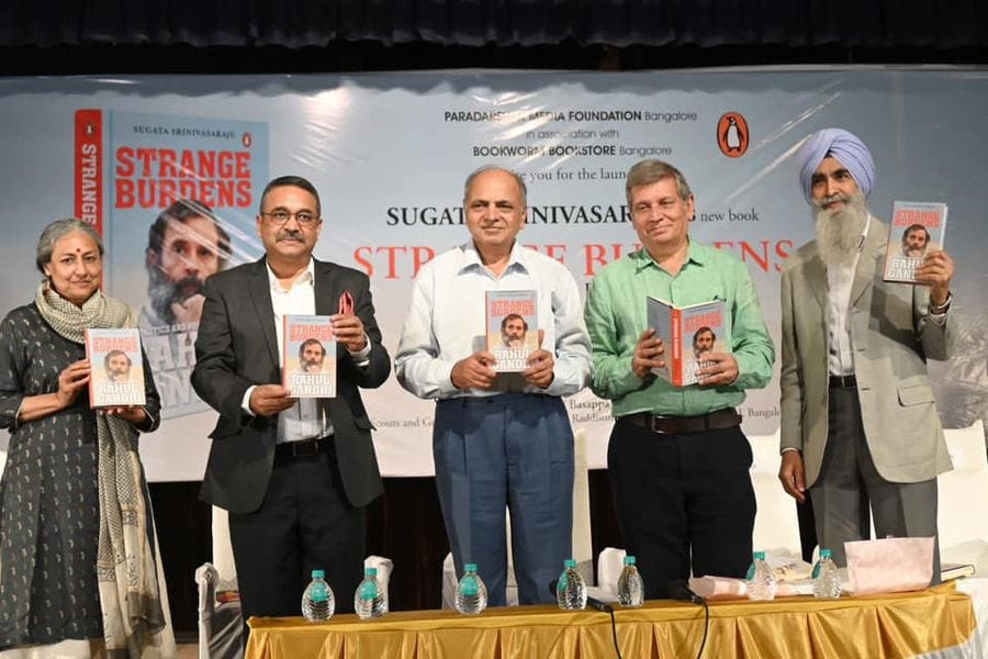 ಸ್ಟ್ರೇನ್ಜ್ ಬರ್ಡನ್ಸ್ - ರಾಹುಲ್ ಗಾಂಧಿಯವರ ಪರಿಸ್ಥಿತಿ ಮತ್ತು ಅವರ ರಾಜಕೀಯ