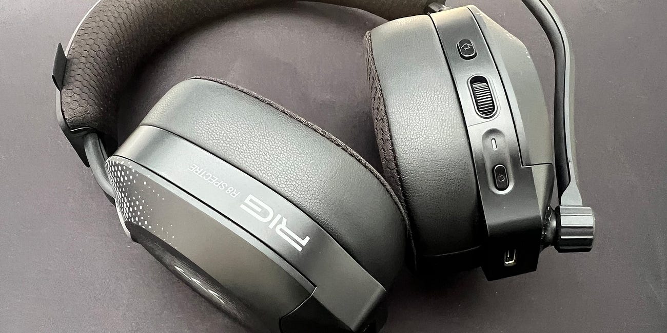 Nacon RIG R8 Spectre Pro HS review: a feature-packed gaming headset that just falls short