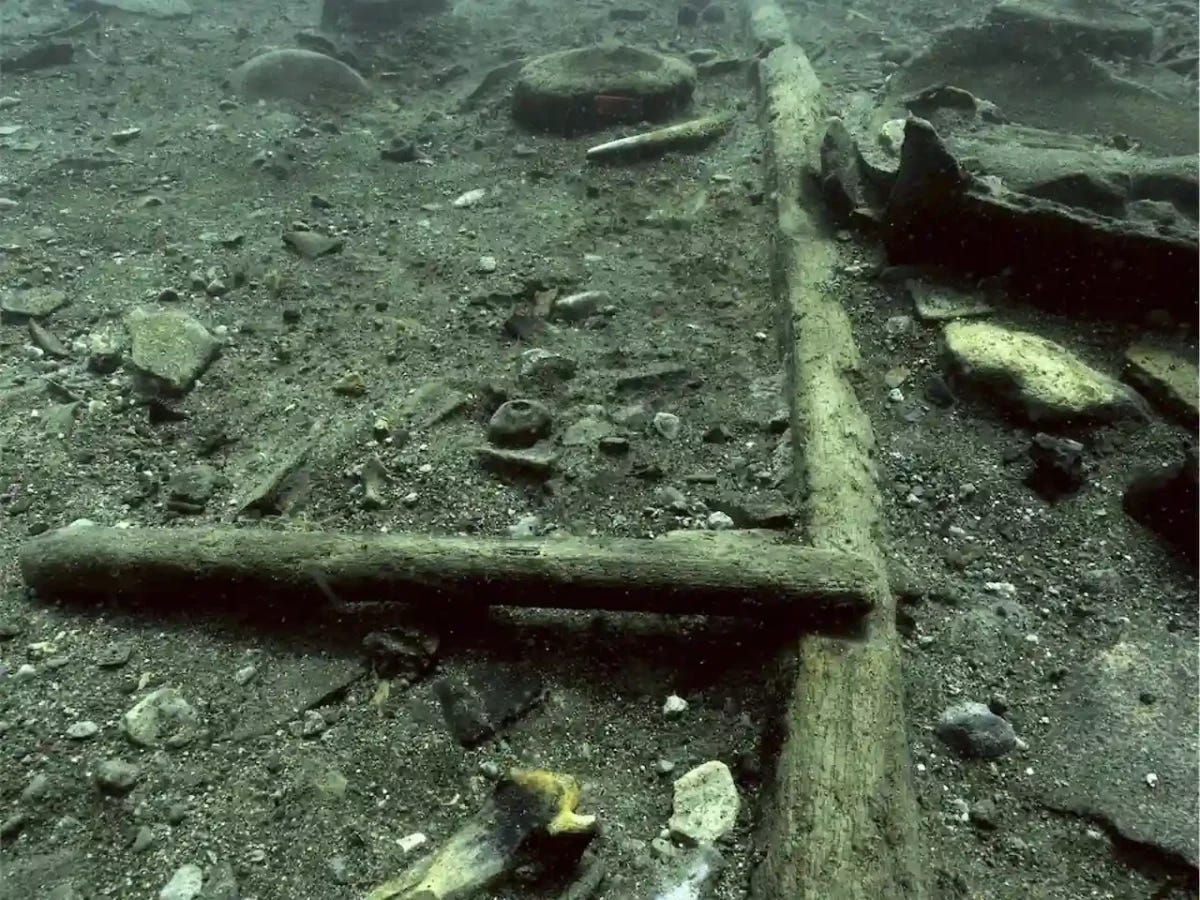 The underwater archaeological site of Gran Carro in Lake Bolsena The underwater archaeological site of Gran Carro in Lake Bolsena