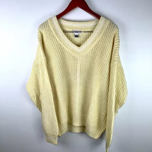 Vintage Gap V Neck Sweater Women’s Size Large Knit Preppy - Picture 2 of 3