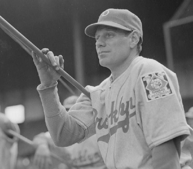 Mickey Owen and Leo Durocher in uniform.