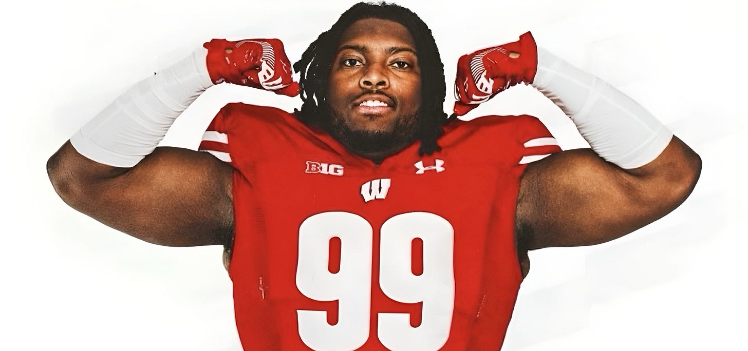 Wisconsin Badgers transfer DL Hammond Russell IV.