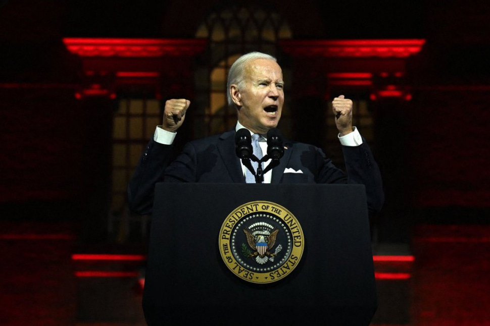 This image has an empty alt attribute; its file name is THU.png