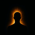 盡量做一個人就能幹的小生意,越小而美越好