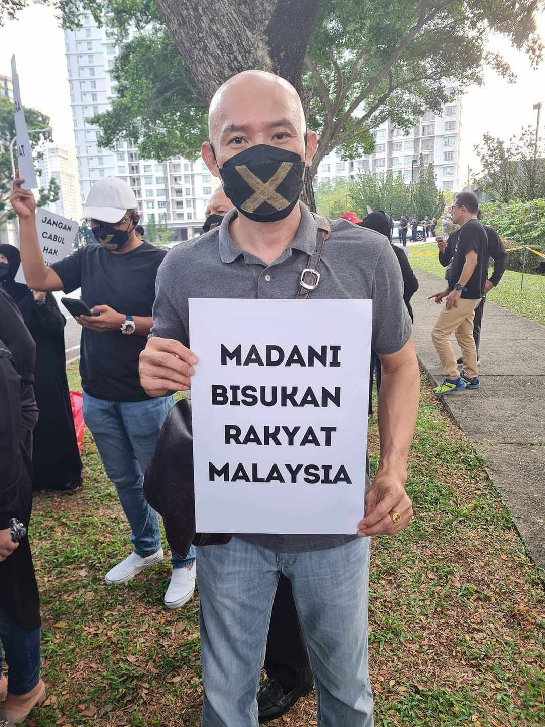 No description available. No description available.