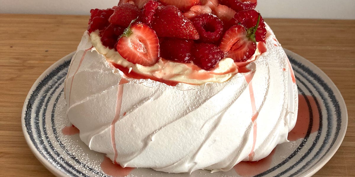 VERAWANG／Pavlova／US4 Vera Wang Pavlova – Nearly Newlywed