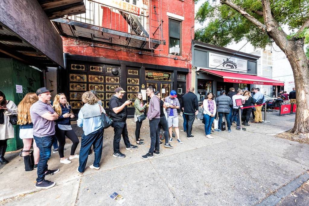 This Online Tool Tracks NYC's Longest Lines In Real Time So You Don't Waste  Hours Waiting