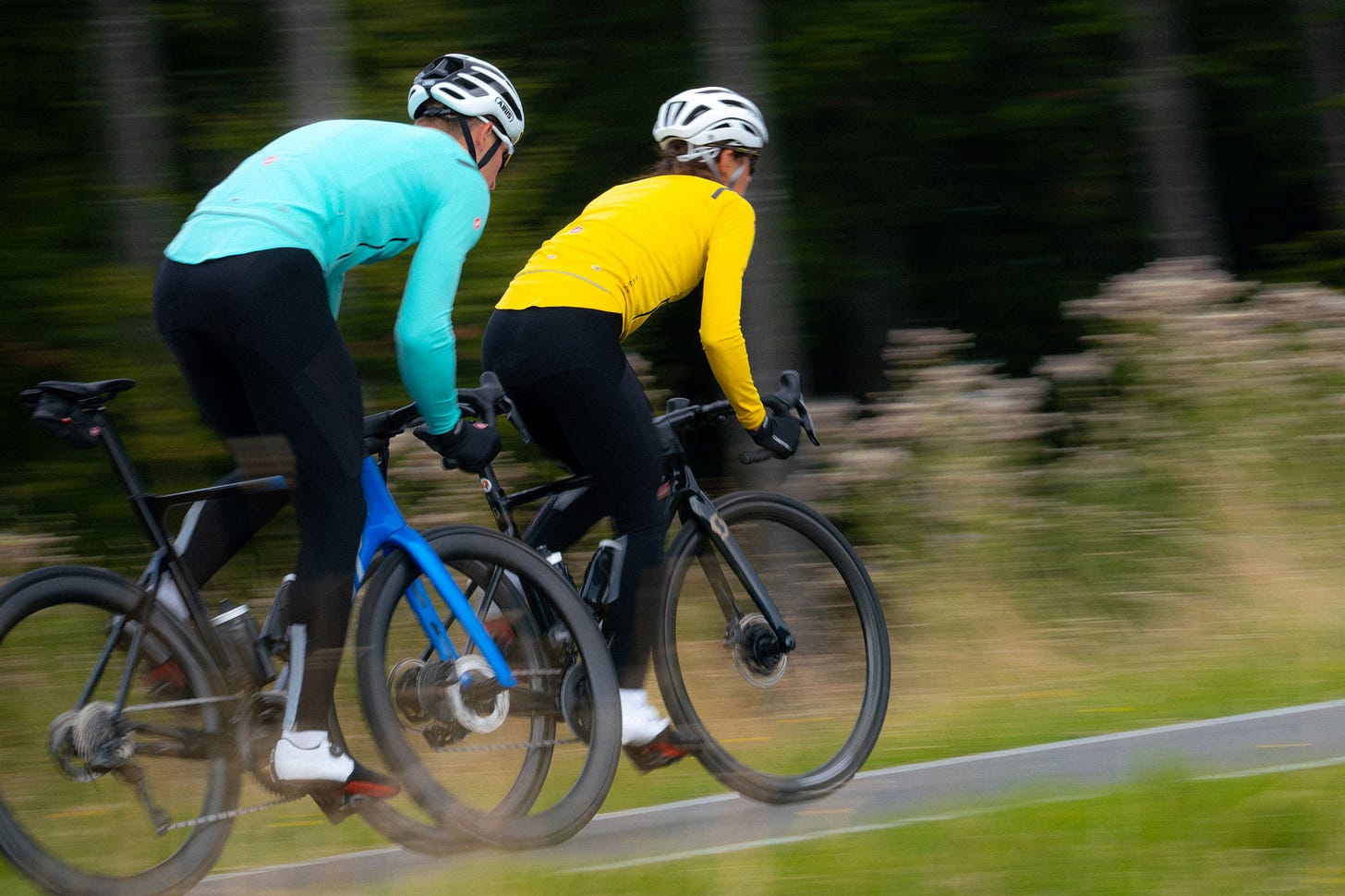 2025 Castelli Perfetto RoS 3 rain or shine jacket features all-new Polartec AirCore breathable, essentially waterproof 3-layer membrane fabric, pair riding 2025 Castelli Perfetto RoS 3 rain or shine jacket features all-new Polartec AirCore breathable, essentially waterproof 3-layer membrane fabric, pair riding