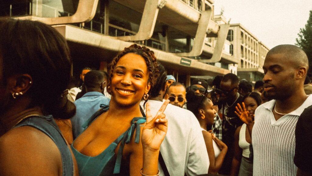 A Day in Paris by Film Abdi
