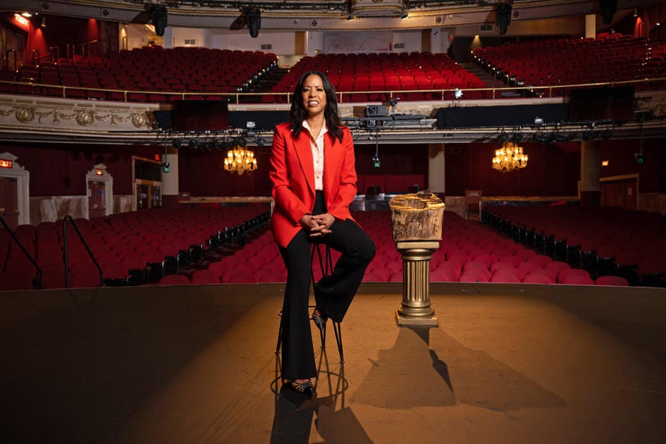 Apollo Theater appoints Michelle Ebanks as new president and CEO - CBS New  York