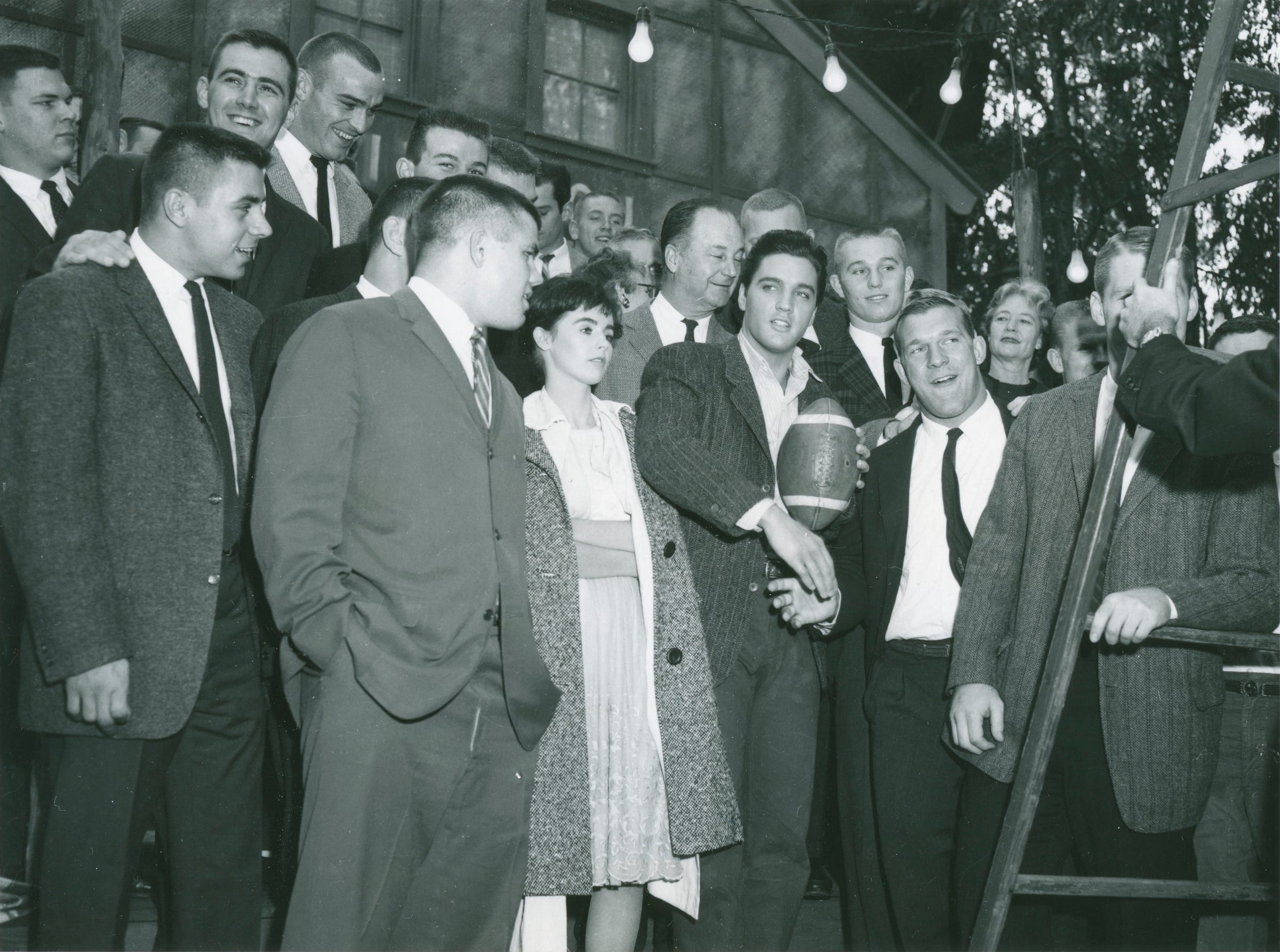Old picture of Elvis meeting the Duke football team in 1960 Old picture of Elvis meeting the Duke football team in 1960