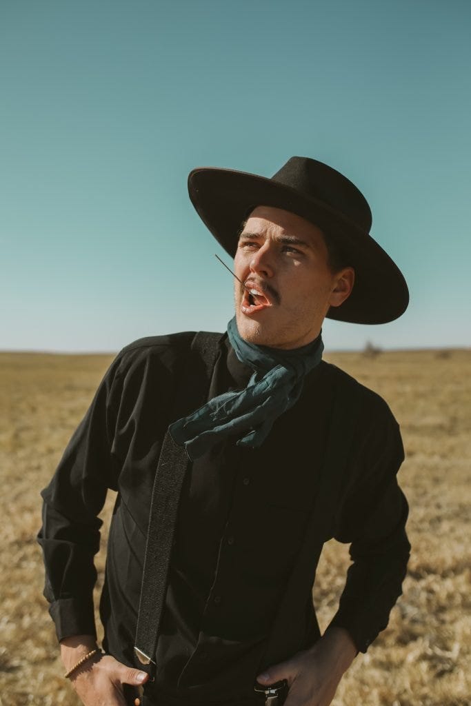 Standard outlaw or cowboy