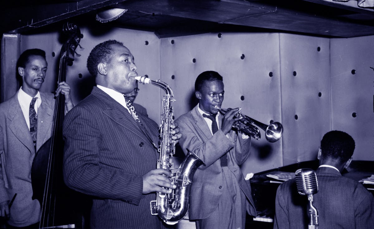Photo of Charlie Parker and his quintet performing in New York City Photo of Charlie Parker and his quintet performing in New York City
