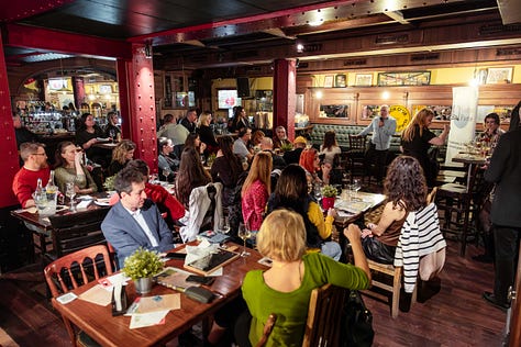 Păcat că nu pot încărca mai multe :) le regăsiți pe toate pe www.roxanab.ro