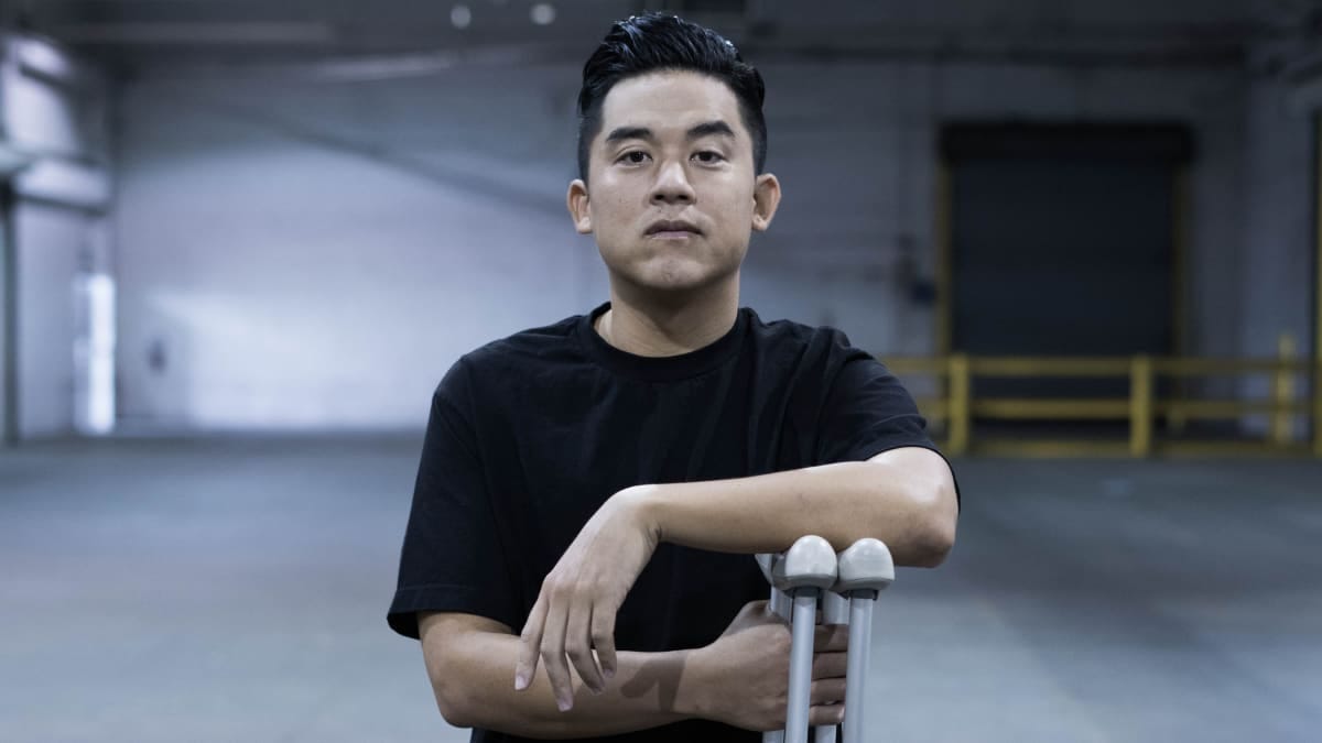 How Bobby Hundreds Turned a T-Shirt Into a Streetwear Empire | Blueprint | Complex How Bobby Hundreds Turned a T-Shirt Into a Streetwear Empire | Blueprint | Complex