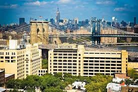 File:Watchtower Bible & Tract Society (world headquarters).jpg - Wikimedia  Commons
