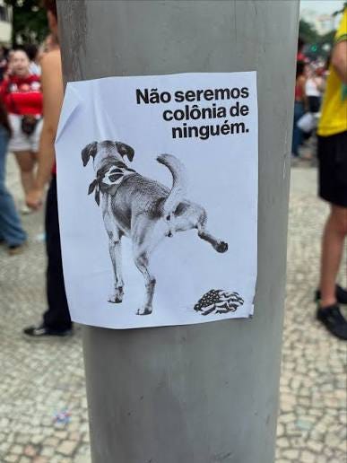 hoje foi dia de esperança! hoje eu vi milhares de pessoas se unindo contra  o fascismo e em defesa dos direitos de todos como cidadão. o seu, o meu, o  NOSSO. hoje