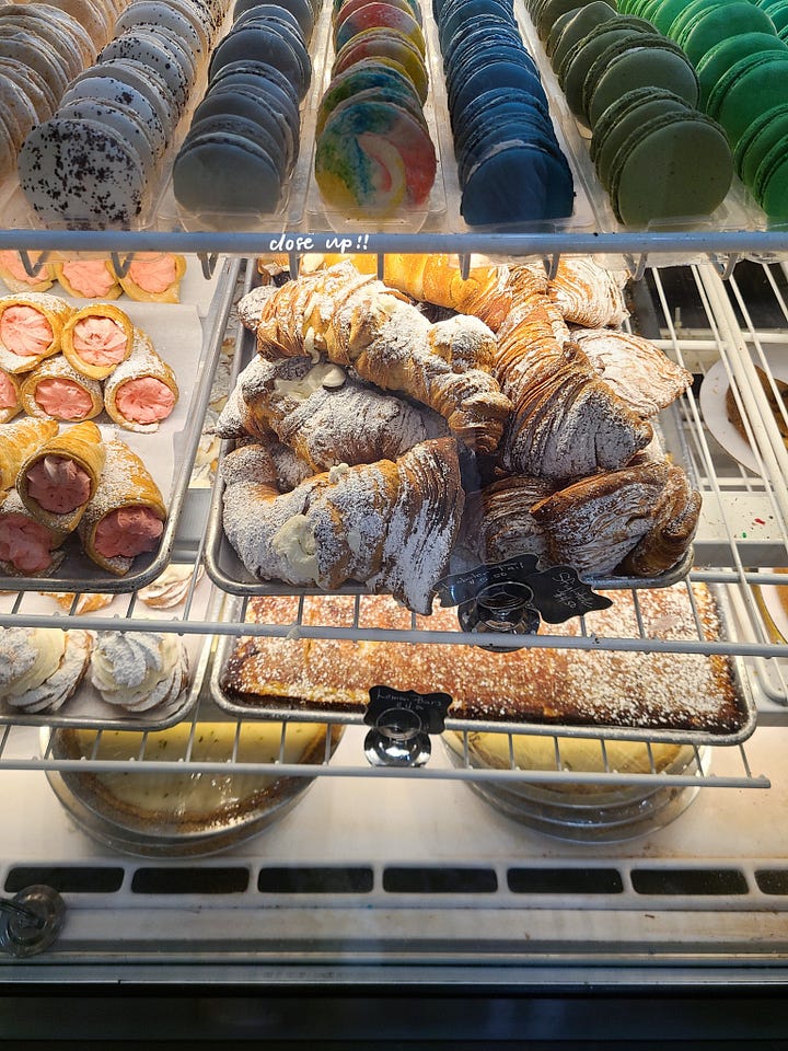 Villani's Bakery baked goods pastry case