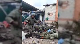 Moscow accuses Ukrainian soldiers of killing POWs (DISTURBING IMAGES)