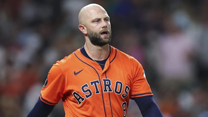 Jul 11, 2025; Houston, Texas, USA; Houston Astros first baseman Christian Walker (8) reacts after a play during the game against the Texas Rangers at Daikin Park. Mandatory Credit: Troy Taormina-Imagn Images Jul 11, 2025; Houston, Texas, USA; Houston Astros first baseman Christian Walker (8) reacts after a play during the game against the Texas Rangers at Daikin Park. Mandatory Credit: Troy Taormina-Imagn Images