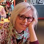 Mary E. Ringland's avatar