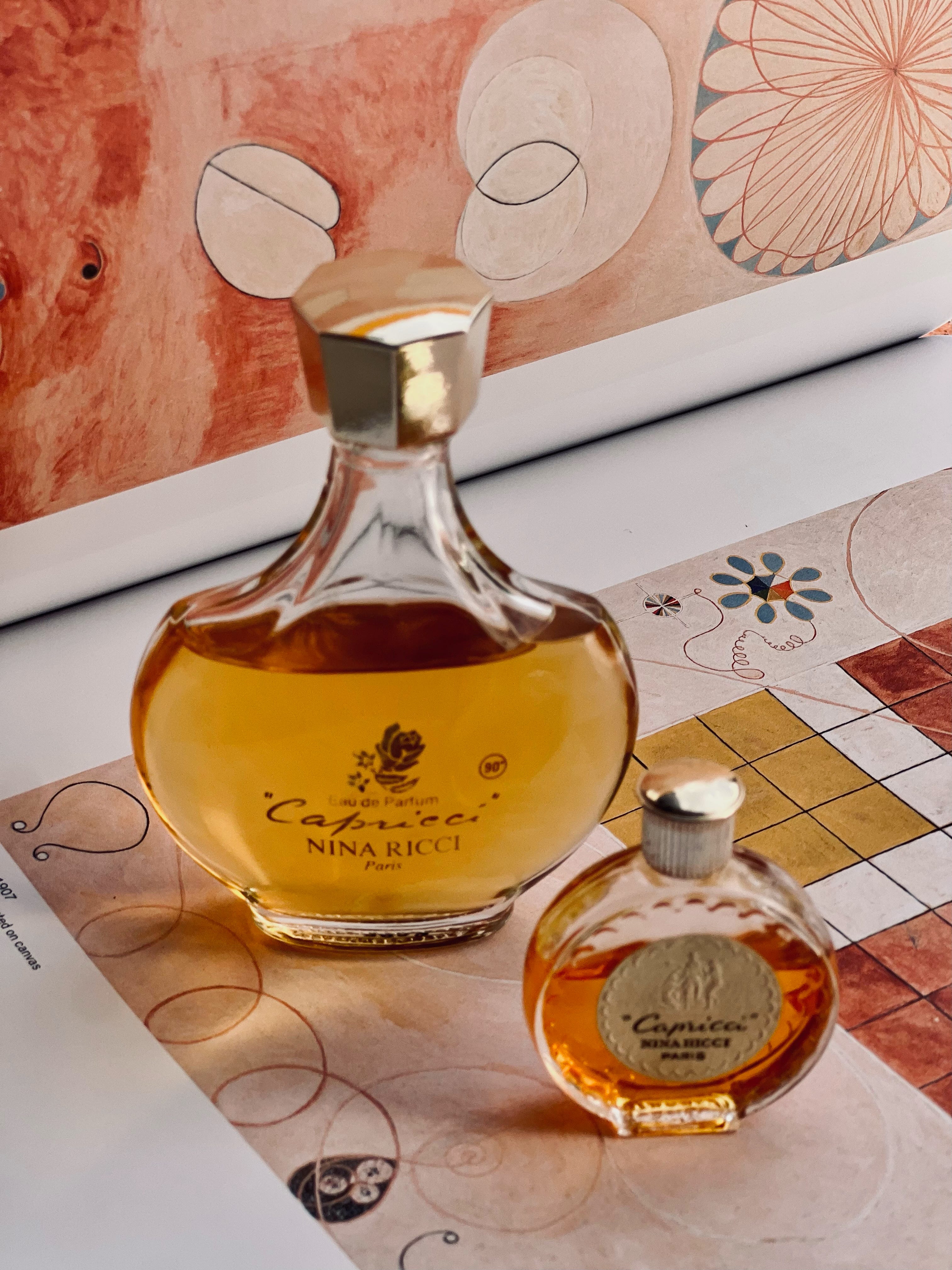 Unexpected encounter or Nina Ricci's Capricci