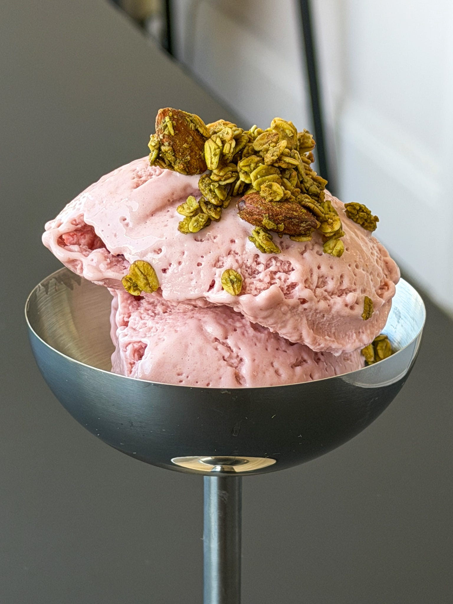 Matcha Raspberry Gelato RASPBERRY & VANILLA CHEESECAKE GELATO with MATCHA GRANOLA