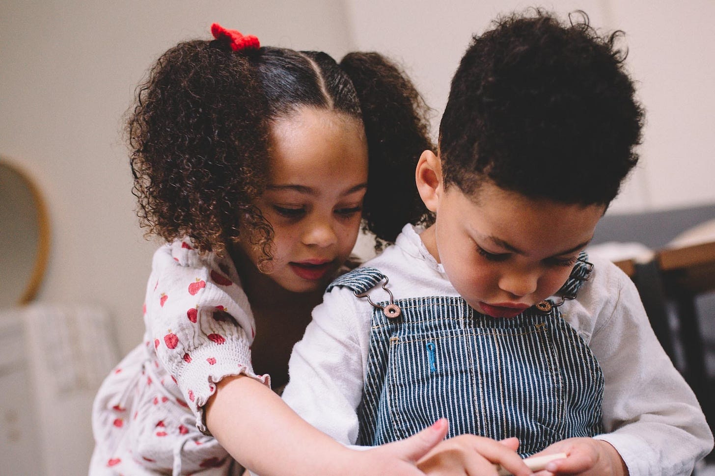 Banish boredom with pocket play kits Banish boredom with pocket play kits